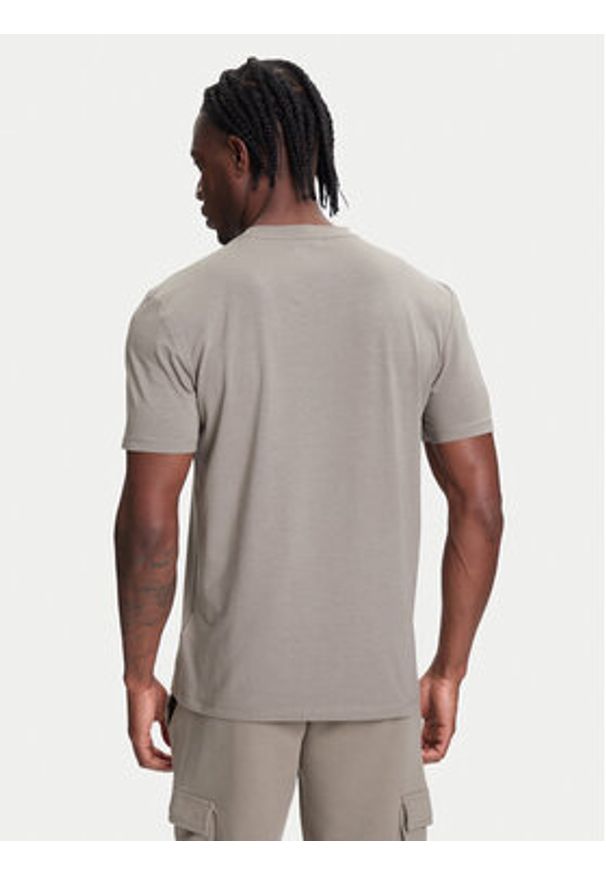 Guess T-Shirt Z2YI12 JR06K Zielony Regular Fit. Kolor: zielony. Materiał: bawełna