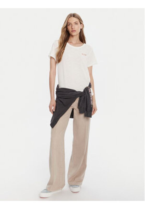 Roxy T-Shirt ERJZT05731-WBK0 Biały Regular Fit. Kolor: biały. Materiał: bawełna