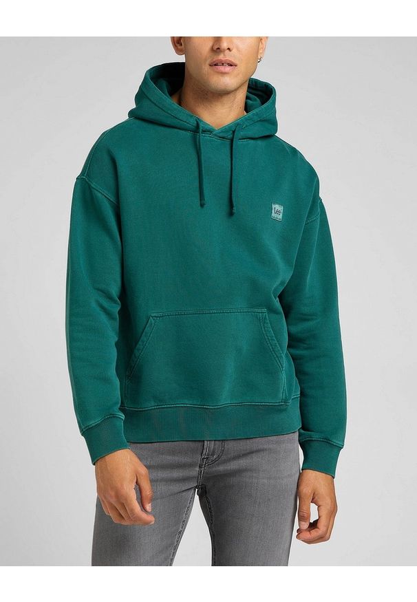 Lee - LEE CORE LOOSE HOODIE MĘSKA BLUZA KLASYCZNA LOGO KAPTUR ESMERALDA L84WTJ96. Styl: klasyczny