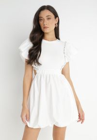 Born2be - Biała Sukienka Altheia. Kolor: biały. Materiał: bawełna, tkanina, tiul. Wzór: jednolity, aplikacja. Typ sukienki: bombki. Styl: klasyczny. Długość: mini #1