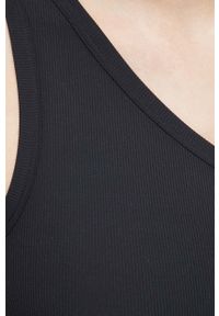 Spanx body modelujące Suit Yourself Ribbed One Shoulder kolor czarny gładki. Kolor: czarny. Materiał: materiał, dzianina, prążkowany. Długość: krótkie. Wzór: gładki #3