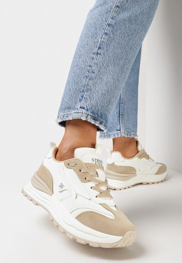 Born2be - Beżowe Sznurowane Sneakersy z Ozdobnymi Wstawkami i Numerkiem Nelocca. Okazja: na co dzień. Kolor: beżowy