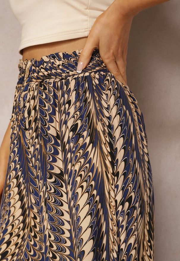 Renee - Granatowo-Beżowe Spodnie High Waist o Szerokich Nogawkach z Wiskozy Wykończone Gumką w Talii Krifea. Stan: podwyższony. Kolor: niebieski. Materiał: wiskoza. Sezon: lato