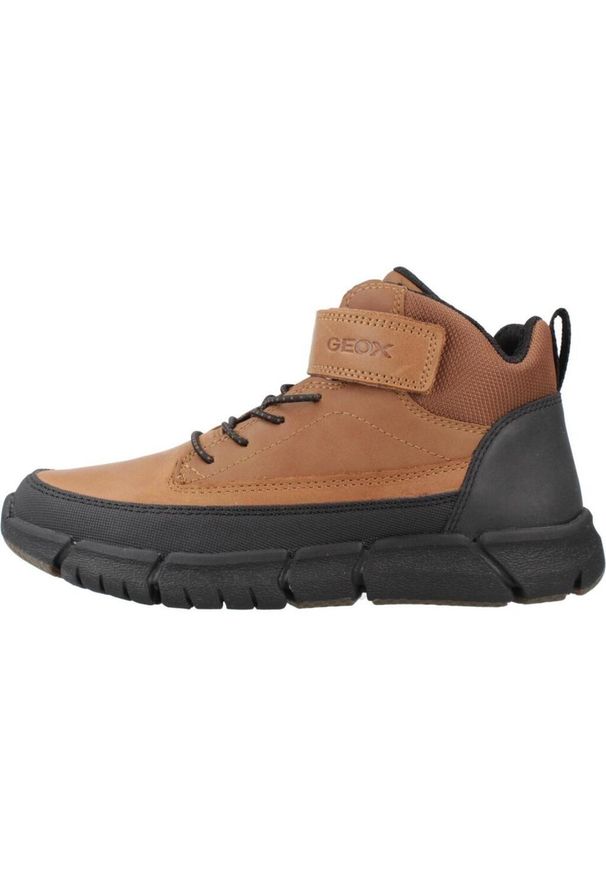 Geox - Buty GEOX J FLEXYPER B. Brązowy. Kolor: brązowy. Materiał: syntetyk, tkanina, skóra. Sport: turystyka piesza