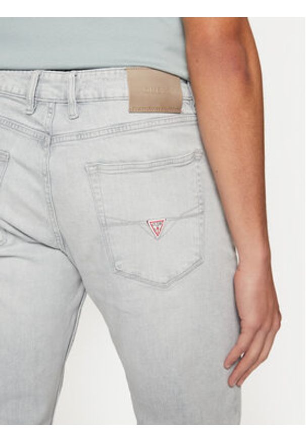 Guess Jeansy M5RAN2 D5KN1 Szary Slim Fit. Kolor: szary