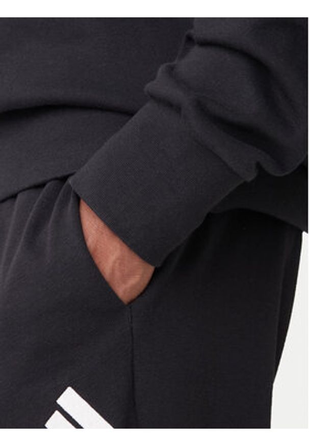 Adidas - adidas Bluza Essentials Feel Cozy JE3837 Czarny Regular Fit. Kolor: czarny. Materiał: bawełna