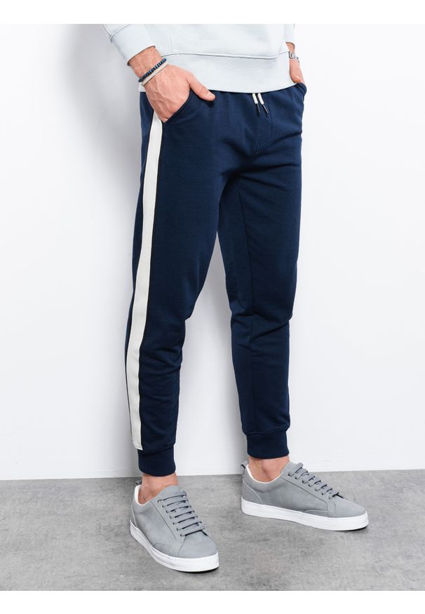 Ombre Clothing - Spodnie męskie dresowe joggery P951 - granatowe - XXL. Kolor: niebieski. Materiał: dresówka