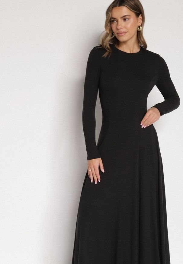 Born2be - Czarna Bawełniana Sukienka o Rozkloszowanym Kroju Tuselenea. Okazja: na co dzień. Kolor: czarny. Materiał: bawełna. Typ sukienki: proste. Styl: casual, elegancki