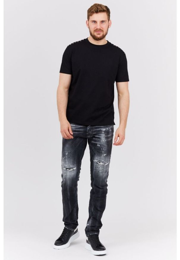 Valentino Garavani - VALENTINO GARAVANI Czarny t-shirt męski z ćwiekami, Rozmiar S. Kolor: czarny. Materiał: prążkowany