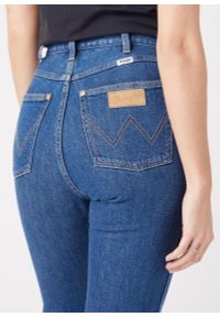 Wrangler - WRANGLER WALKER DAMSKIE SPODNIE JEANSOWE JEANSY DŻINSY RAINCLOUD W2HC38X26