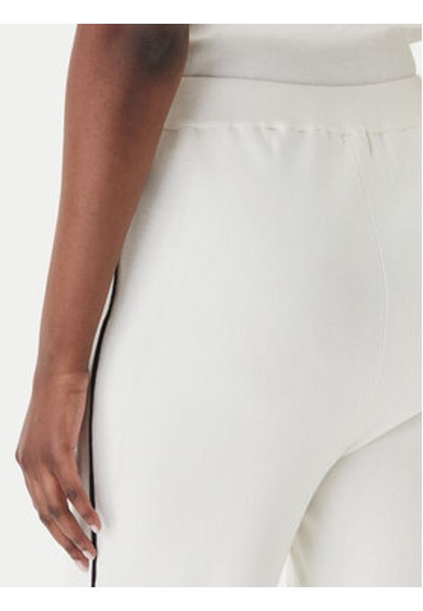 Guess Spodnie dzianinowe V6RB14 Z4642 Écru Regular Fit. Materiał: syntetyk