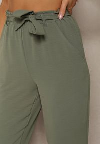 Renee - Zielone Spodnie Regular z Wiązaniem w Pasie Dastaria. Kolor: zielony. Materiał: tkanina. Sezon: lato