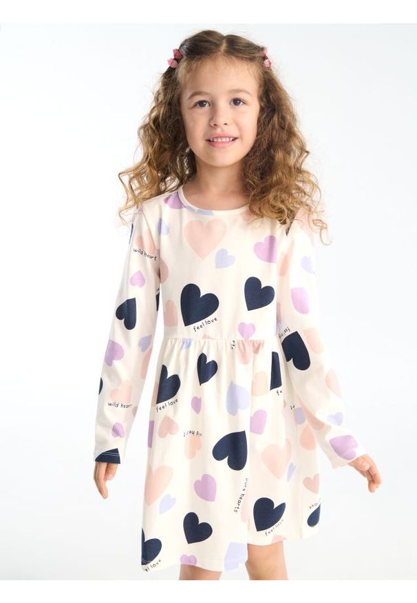 Sinsay - Bawełniana sukienka w serca - różowy. Kolor: różowy. Materiał: bawełna