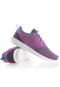 Buty Nike Roshe Nm Flyknit Prm M 746825-500 fioletowe. Kolor: fioletowy. Materiał: syntetyk, materiał. Szerokość cholewki: normalna. Model: Nike Roshe