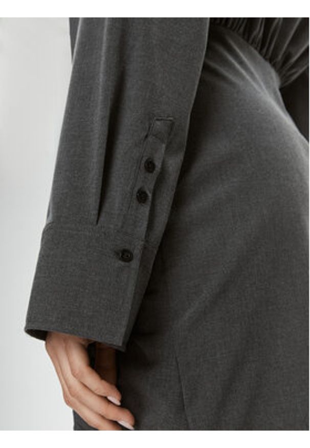 Herskind Sukienka codzienna Dorthea 4904988 Szary Regular Fit. Okazja: na co dzień. Kolor: szary. Materiał: syntetyk. Typ sukienki: proste. Styl: casual
