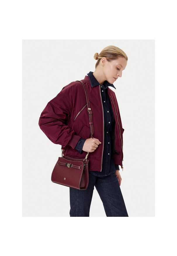 Torebka Aigner. Kolor: czerwony