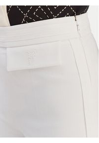 Elisabetta Franchi Spodnie materiałowe PA-170-61E2-V290 Biały Regular Fit. Kolor: biały. Materiał: syntetyk #5