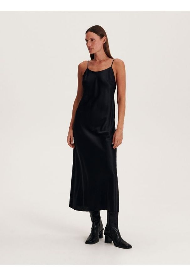 Reserved - Sukienka z jedwabiu - czarny. Kolor: czarny. Materiał: jedwab