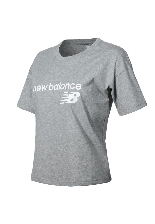 New Balance WT03805AG. Materiał: bawełna, jersey. Wzór: napisy. Styl: klasyczny