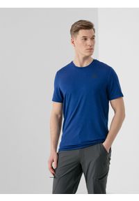4f - Koszulka treningowa męska. Kolor: niebieski. Materiał: włókno, dzianina. Sport: fitness