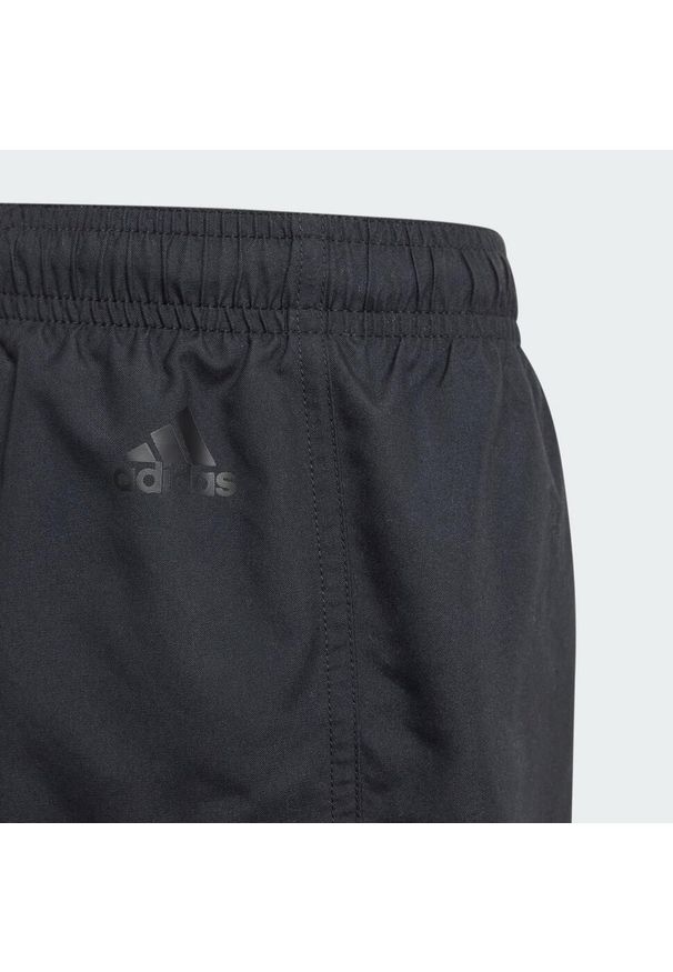 Adidas - Szorty Sportswear Essentials Logo CLX Swim Kids. Kolor: czarny, biały, wielokolorowy. Materiał: materiał