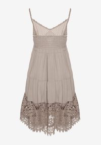 Born2be - Ciemnobeżowa Rozkloszowana Sukienka w Haftowany Wzór Mavironne. Okazja: na imprezę. Kolor: beżowy. Wzór: haft. Styl: elegancki #5