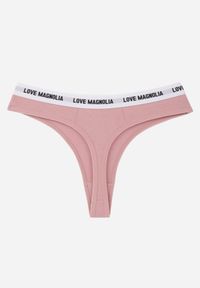 Renee - Różowe Majtki Stringi z Bawełną Ozdobione Napisami Amero. Kolor: różowy. Materiał: bawełna. Wzór: aplikacja, napisy #3