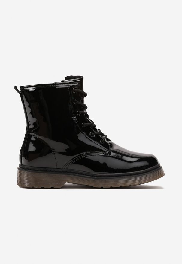 Born2be - Czarne Lakierowane Botki z Ozdobnym Sznurowaniem Astridra. Okazja: na co dzień. Kolor: czarny. Materiał: lakier. Styl: casual, elegancki