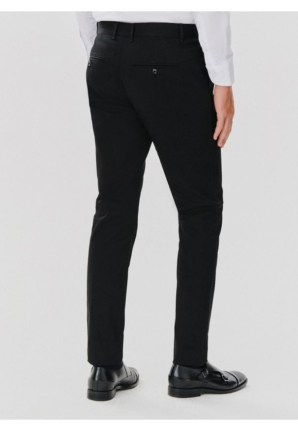 Pako Lorente - PAKO LORENTE – Czarne spodnie męskie. Okazja: na co dzień. Kolor: czarny. Materiał: bawełna, materiał, elastan. Styl: casual, klasyczny