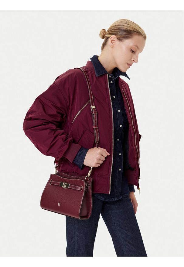 Aigner Torebka Farah S 132961 Bordowy. Kolor: czerwony. Materiał: skórzane