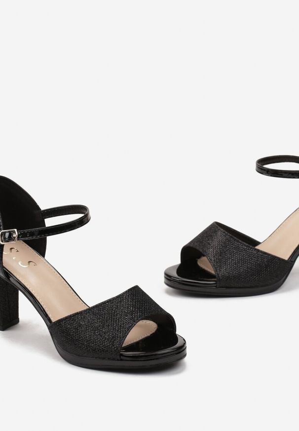 Born2be - Czarne Sandały na Słupku z Brokatem Talasa. Kolor: czarny. Obcas: na słupku. Styl: elegancki