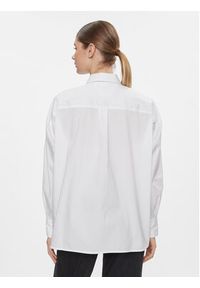 Tommy Jeans Koszula Tjw Ovs Cotton Shirt Ext DW0DW17356 Biały Regular Fit. Kolor: biały. Materiał: bawełna, syntetyk