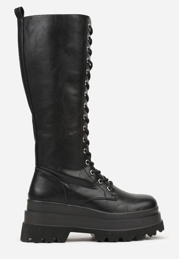 Born2be - Czarne Kozaki Typu Workery na Grubej Podeszwie ze Sznurowaniem Wiorissa. Okazja: na co dzień. Kolor: czarny. Styl: elegancki, casual, klasyczny