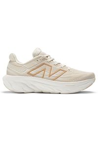 Buty do biegania damskie New Balance Fresh Foam 1080 v13 W108013T – beżowe. Okazja: na co dzień. Kolor: beżowy. Materiał: guma, materiał. Szerokość cholewki: normalna. Wzór: geometria. Sport: bieganie, fitness