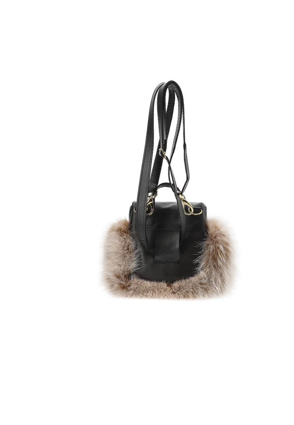 Beżowa Elegancka Torebka Luka-Pelli Plecaczek Z Naturalnym Futrem Z Lisa. Kolor: beżowy. Wzór: paski. Materiał: futrzane. Styl: elegancki. Rodzaj torebki: na ramię
