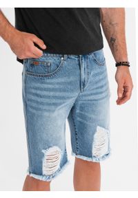 Ombre Clothing - Krótkie męskie spodenki jeansowe z przetarciami i dziurami – jasnoniebieskie V2 OM-SRDS-0157 - XXL. Okazja: na co dzień. Kolor: niebieski. Materiał: jeans. Długość: krótkie. Wzór: aplikacja. Sezon: lato. Styl: klasyczny, casual #9