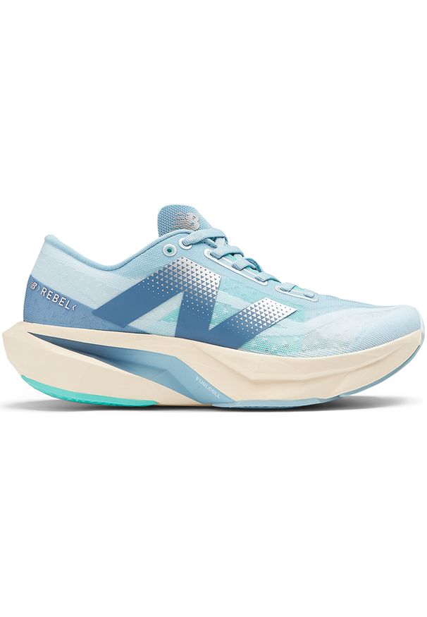 Buty damskie New Balance FuelCell Rebel v4 WFCXCH4 – niebieskie. Okazja: na co dzień. Kolor: niebieski. Materiał: dzianina, materiał, guma. Szerokość cholewki: normalna. Sport: fitness, bieganie