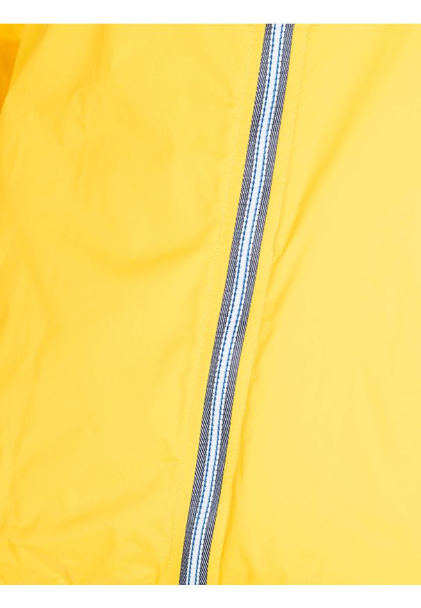 Invicta Kurtka | 4431300 | Kobieta | Żółty. Okazja: na co dzień. Typ kołnierza: kaptur. Kolor: żółty. Materiał: poliamid. Wzór: aplikacja. Styl: casual