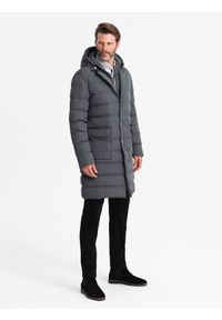 Ombre Clothing - Długa pikowana męska kurtka z klapami i podpinką – grafitowa V2. Kolor: szary. Materiał: syntetyk, tkanina, poliester, materiał. Długość: długie. Wzór: jednolity. Styl: elegancki #4