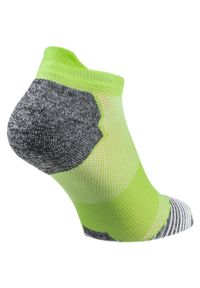 Skarpety do biegania dla dorosłych Odlo Socks short CERAMICOOL RUN. Kolor: zielony. Sport: bieganie