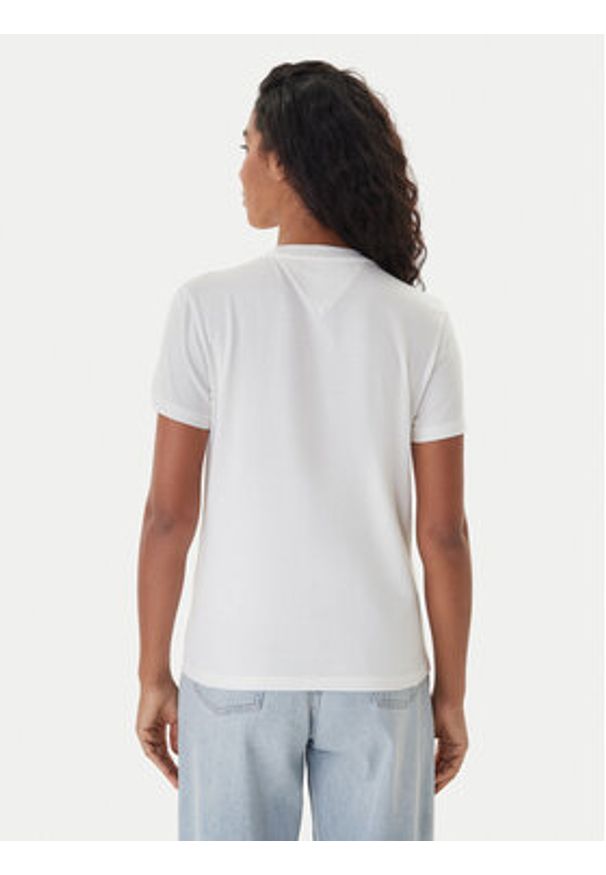 Tommy Jeans T-Shirt Flag DW0DW22562 Écru Regular Fit. Kolor: kremowy. Materiał: bawełna
