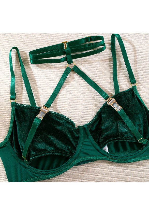 Intica - Komplet bielizny z chokerem na romantyczny wieczór Anahi. Kolor: czerwony. Materiał: materiał