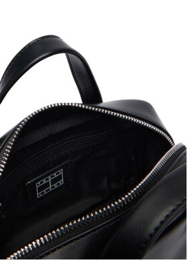 Tommy Jeans Torebka Tjw City Trunk Crossover AW0AW18084 Czarny. Kolor: czarny. Materiał: skórzane