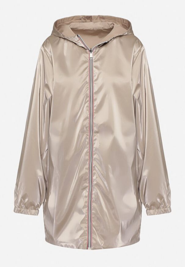 Born2be - Beżowa Przejściowa Kurtka Dwustronna z Kapturem i Metalicznym Połyskiem Tashta. Typ kołnierza: kaptur. Kolekcja: plus size. Kolor: beżowy