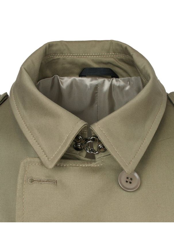 Płaszcz Trencz, Beżowo-Oliwkowy Elegancki, Dwurzędowy, na Guziki, Wiosenno-Jesienny -JaniMen. Kolor: beżowy, brązowy, wielokolorowy. Materiał: poliester, tkanina. Sezon: wiosna, jesień. Styl: elegancki