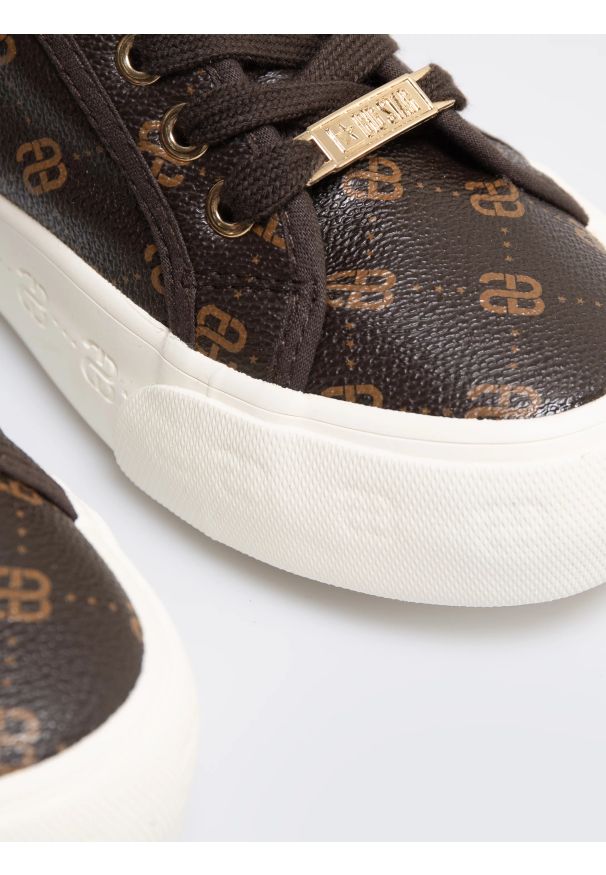Big-Star - Sneakersy damskie ze skóry ekologicznej brązowe RR274357 803. Okazja: na co dzień, na spacer. Kolor: brązowy. Materiał: skóra ekologiczna. Sport: turystyka piesza