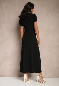 Renee - Czarna Wiskozowa Sukienka Rozkloszowana Retro z Guzikami i Kołnierzem Ardival. Okazja: na co dzień, na spacer. Kolor: czarny. Materiał: wiskoza. Wzór: aplikacja, ażurowy. Typ sukienki: proste, rozkloszowane. Styl: retro #3