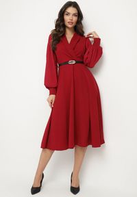 Born2be - Bordowa Rozkloszowana Sukienka Kopertowa z Bufiastymi Rękawami i Paskiem Naliris. Okazja: na co dzień. Typ kołnierza: dekolt w kształcie V. Kolor: czerwony. Materiał: skóra. Typ sukienki: kopertowe. Styl: casual #1