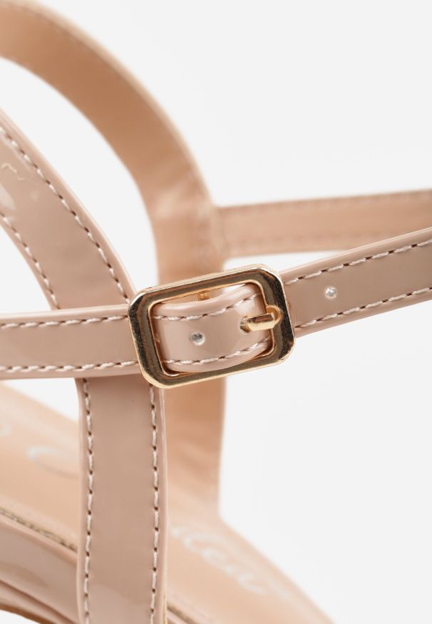 Born2be - Beżowe Sandały Lakierowane na Szpilce i Platformie z Transparentną Cholewką Daphine. Zapięcie: sprzączka. Kolor: beżowy. Materiał: lakier. Obcas: na platformie. Styl: wizytowy, klasyczny, elegancki