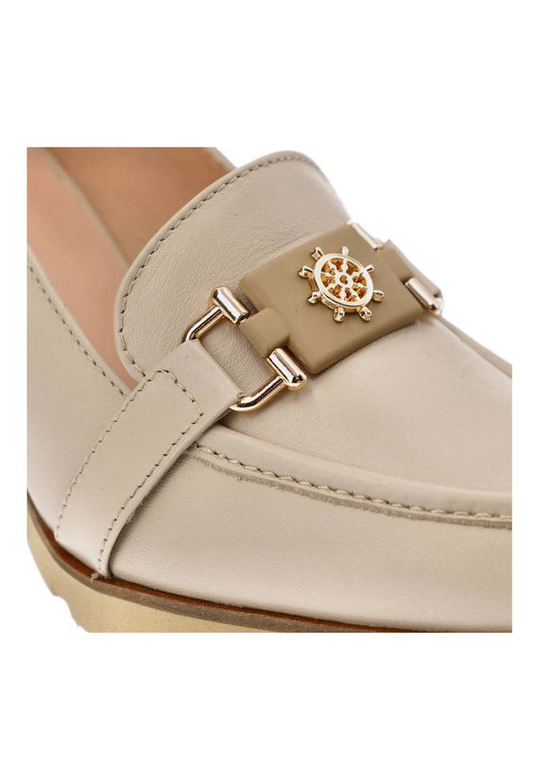 Beżowe Półbuty Simen Skórzane Eleganckie Buty Na Obcasie. Okazja: na co dzień, na spotkanie biznesowe, na spacer. Zapięcie: bez zapięcia. Kolor: beżowy. Materiał: skóra. Szerokość cholewki: normalna. Obcas: na obcasie, na słupku. Styl: elegancki. Wysokość obcasa: średni